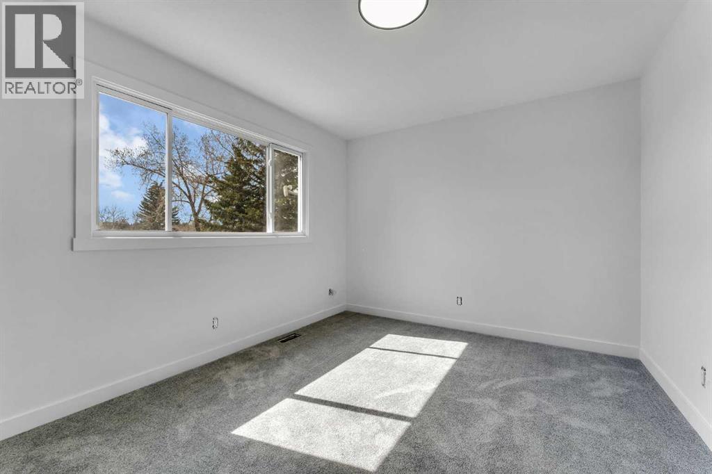 62 Deer Ridge Way SE, Calgary, Alberta  T2J 5Y6 - Photo 13 - A2292366