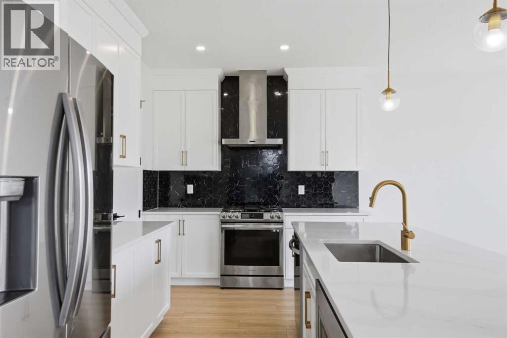 119 Carrington Circle Nw, Calgary, Alberta  T3P 0Y4 - Photo 12 - A2295359