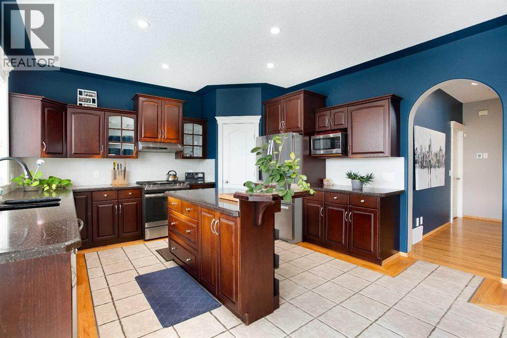 161 Panorama Hills View NW, Calgary, Alberta  T3K 5B7 - Photo 9 - A2301721