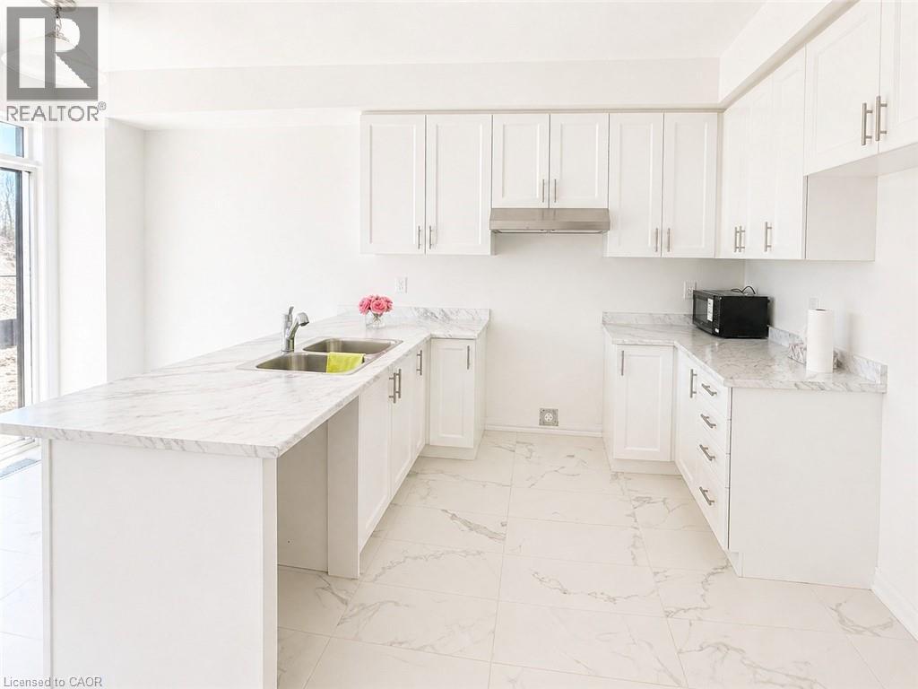 395 Starlight Avenue, Breslau, Ontario  N0B 1M0 - Photo 9 - 40825474