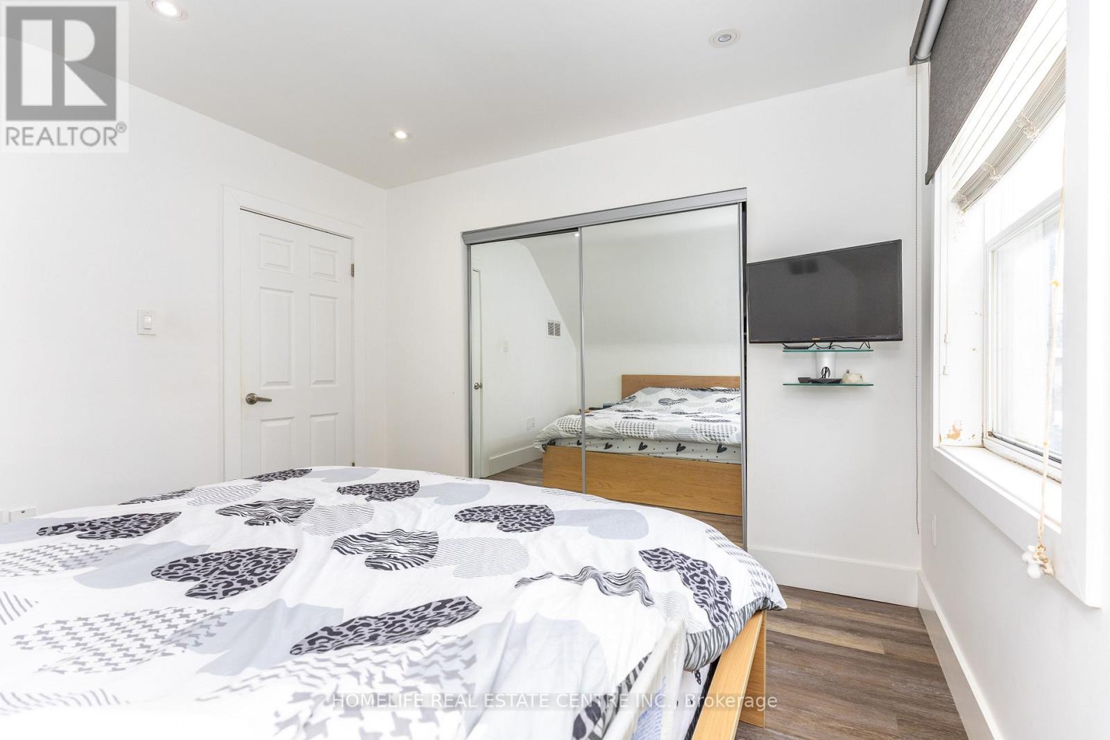172 Calvington Drive, Toronto, Ontario  M3M 2M9 - Photo 19 - W12977494