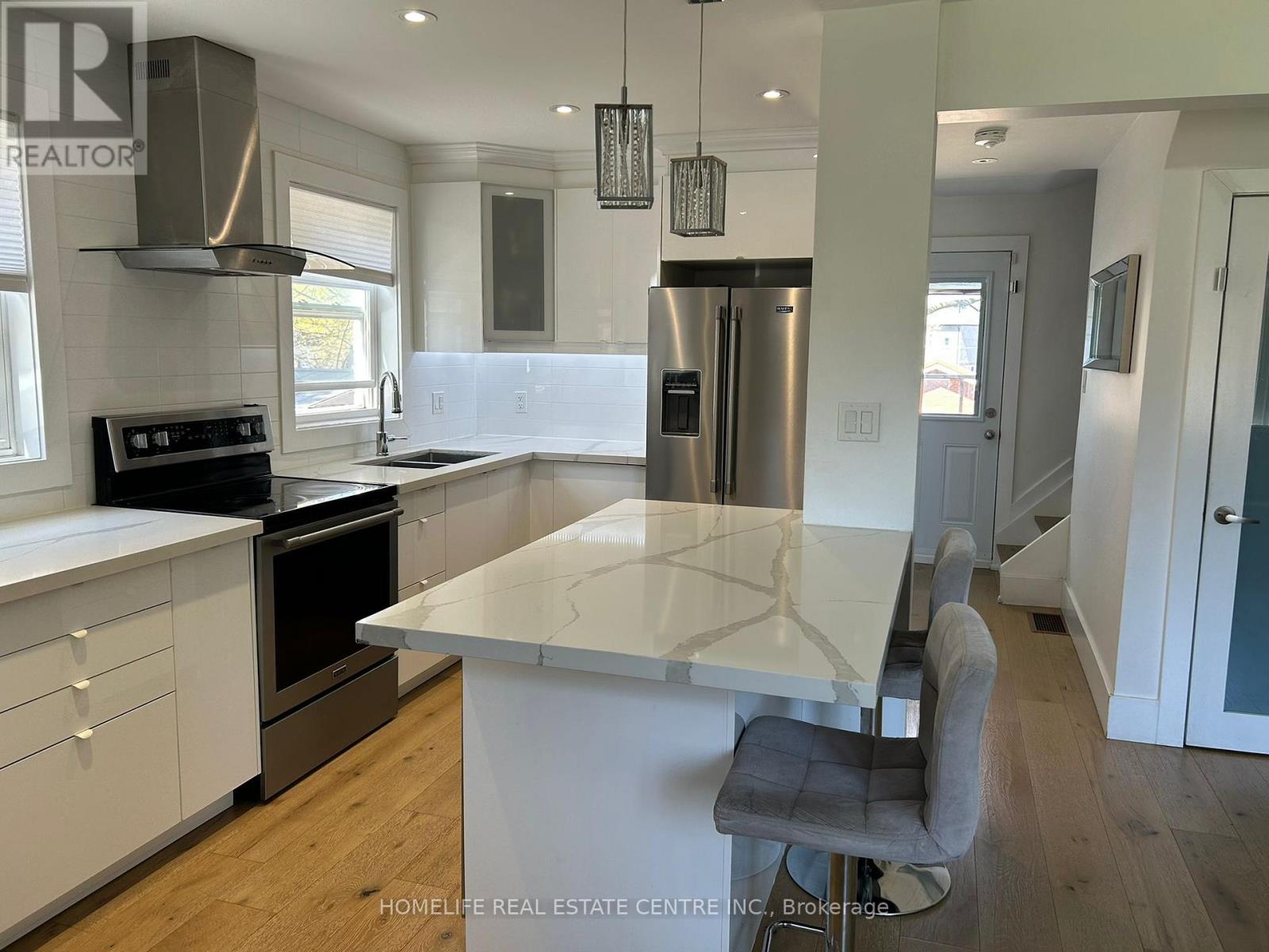 172 Calvington Drive, Toronto, Ontario  M3M 2M9 - Photo 10 - W12977494