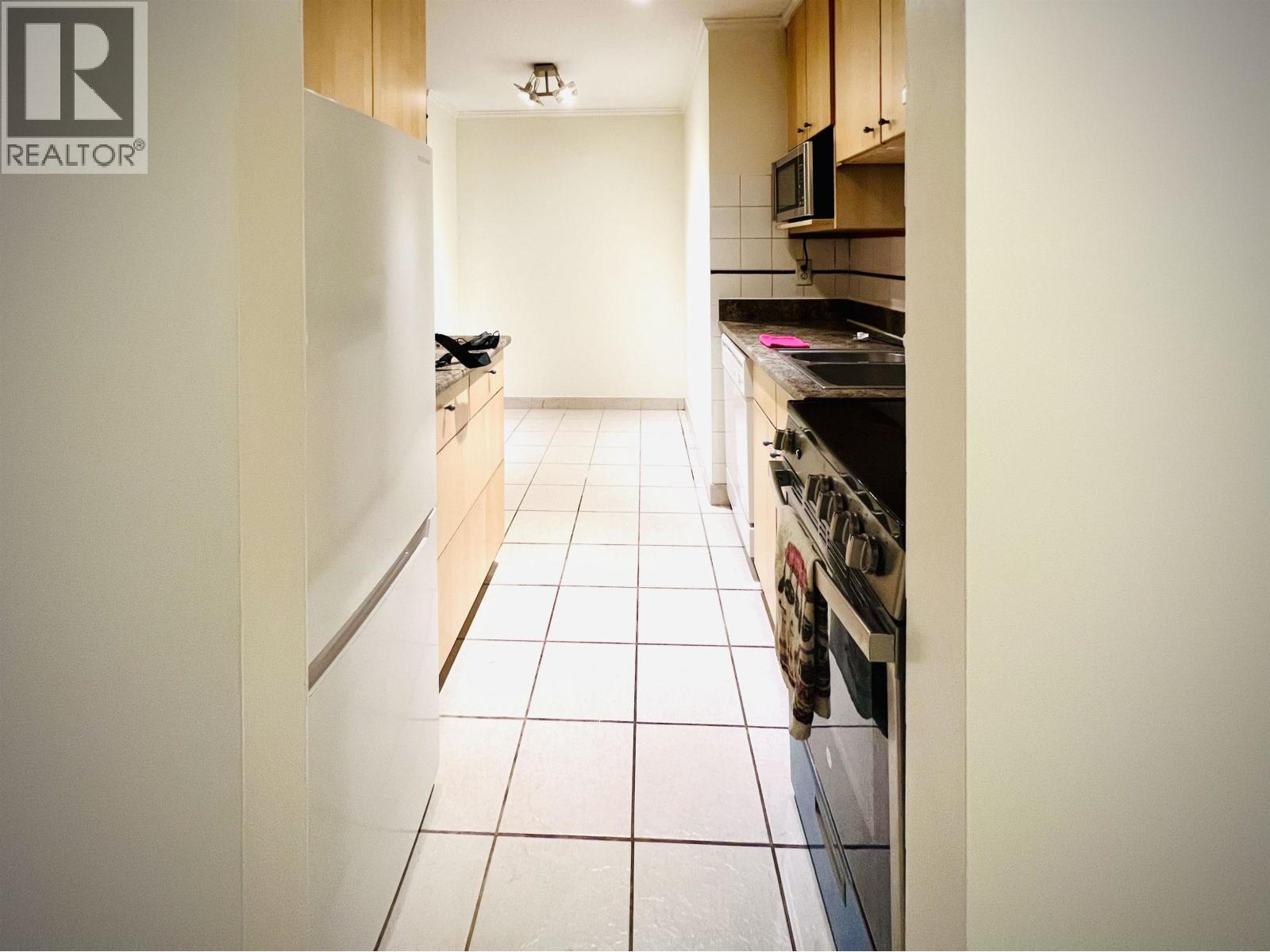 9 140 20th Street, North Vancouver, British Columbia  V7L 3A4 - Photo 4 - R3117732