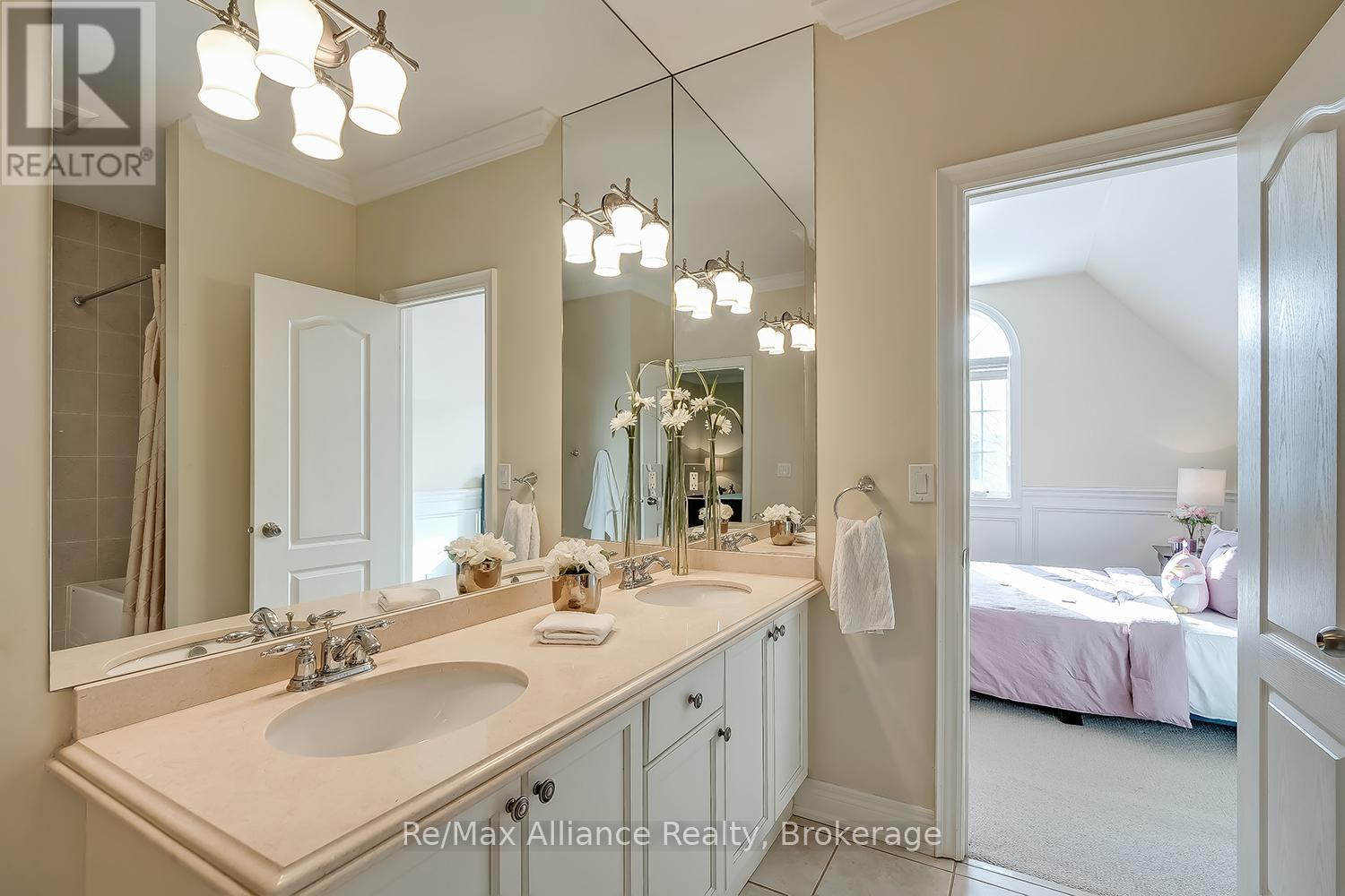 2381 Gamble Road, Oakville, Ontario  L6H 7V6 - Photo 28 - W12742892