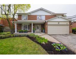 53 LONGWOOD DRIVE, Toronto, Ontario
