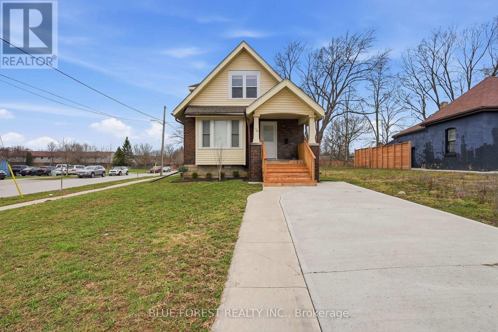 178 Thompson Road, London South, Ontario  N5Z 2Y8 - Photo 3 - X13062236