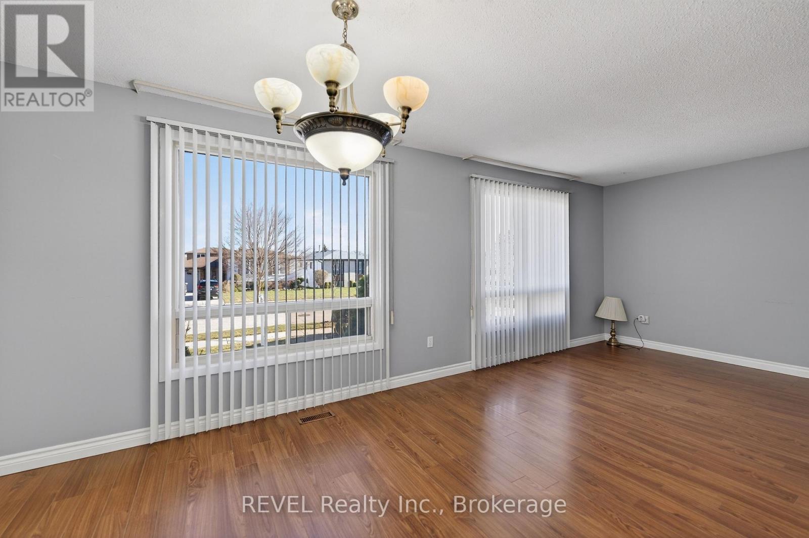 19 Lynwood Drive, Hamilton, Ontario  L8E 3E7 - Photo 16 - X13043020