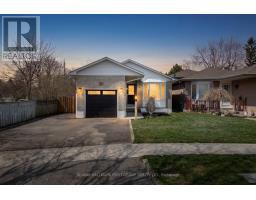54 HIALEAH CRESCENT, Whitby, Ontario