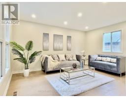 23 COULTON COURT, Whitby, Ontario