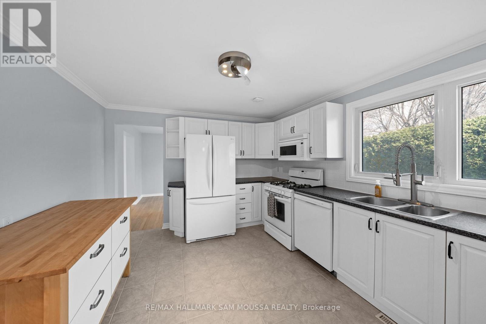 2750 Consul Avenue, Ottawa, Ontario  K2H 7H7 - Photo 12 - X13062192