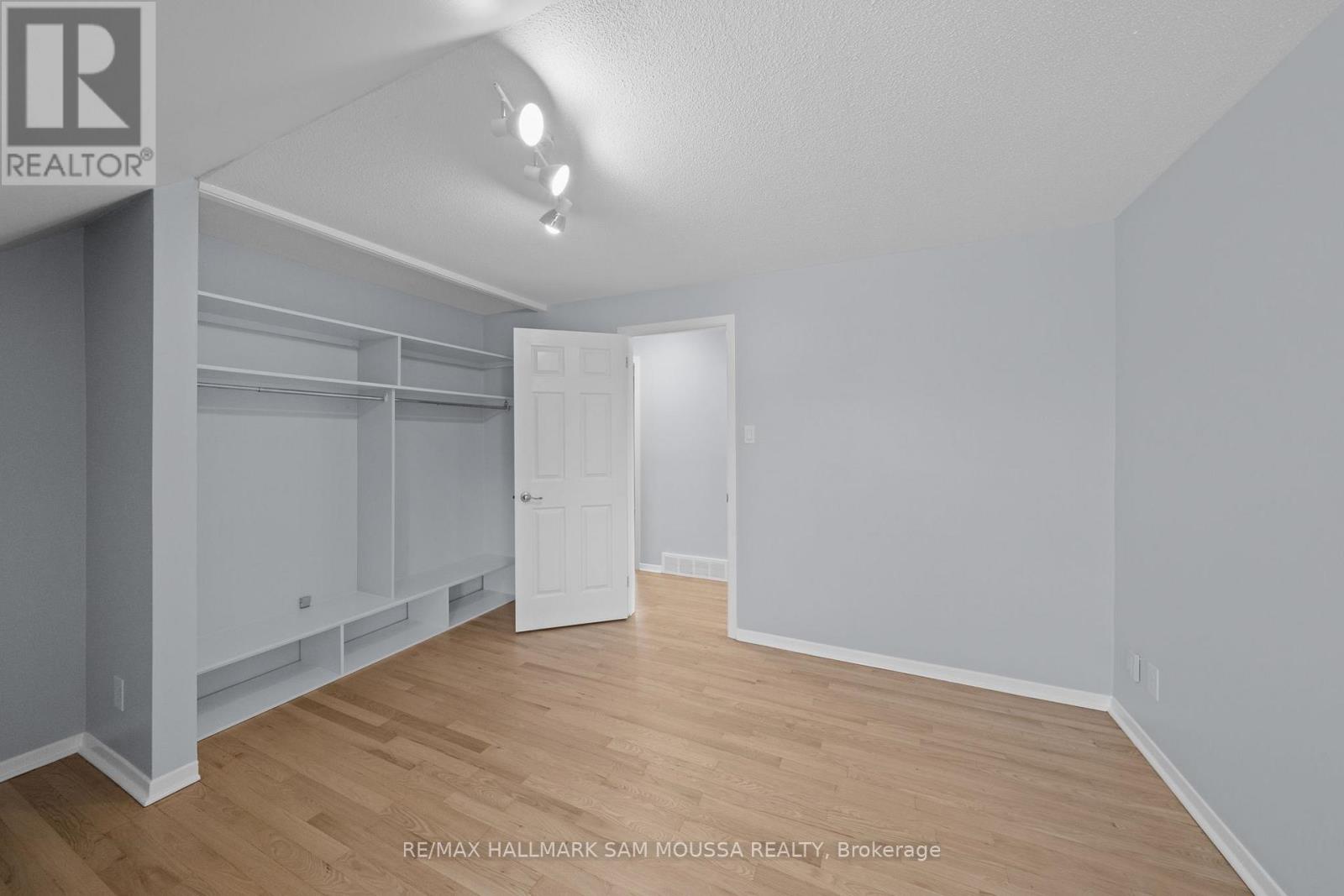 2750 Consul Avenue, Ottawa, Ontario  K2H 7H7 - Photo 29 - X13062192