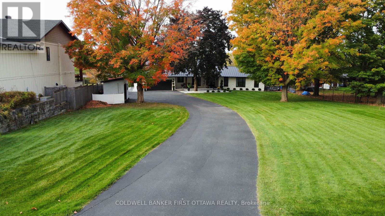 1060 RIVER ROAD W, Ottawa, Ontario