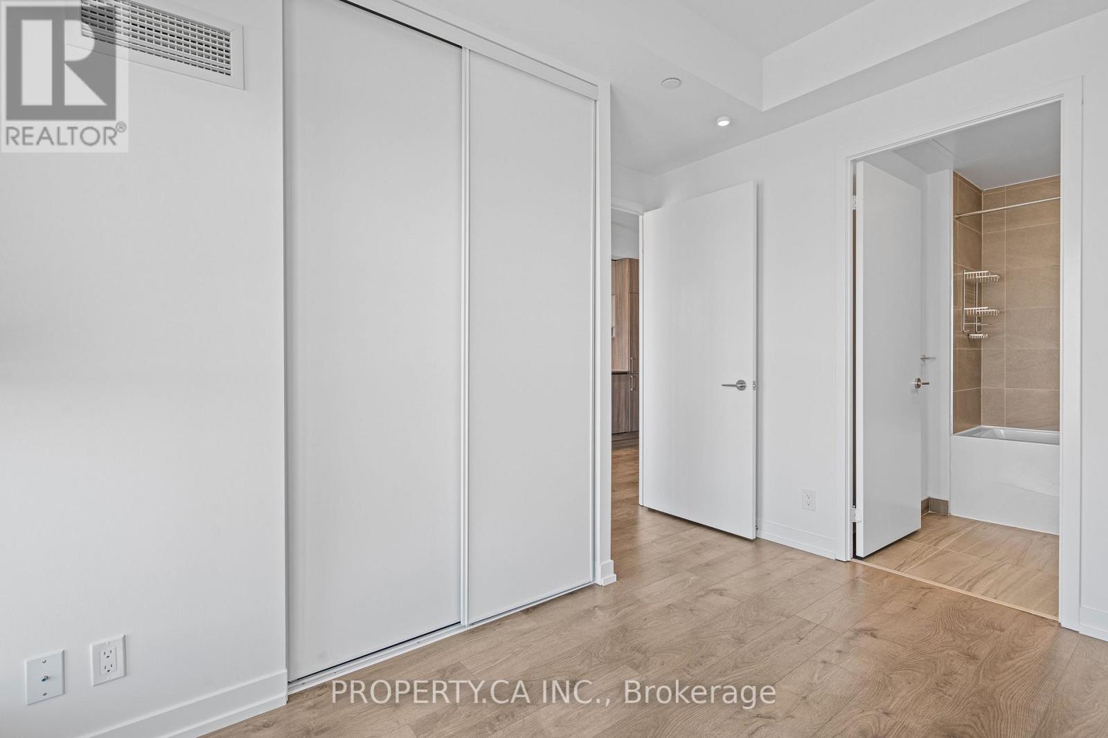 4915 - 950 Portage Parkway, Vaughan, Ontario  L4K 0J7 - Photo 16 - N13062254