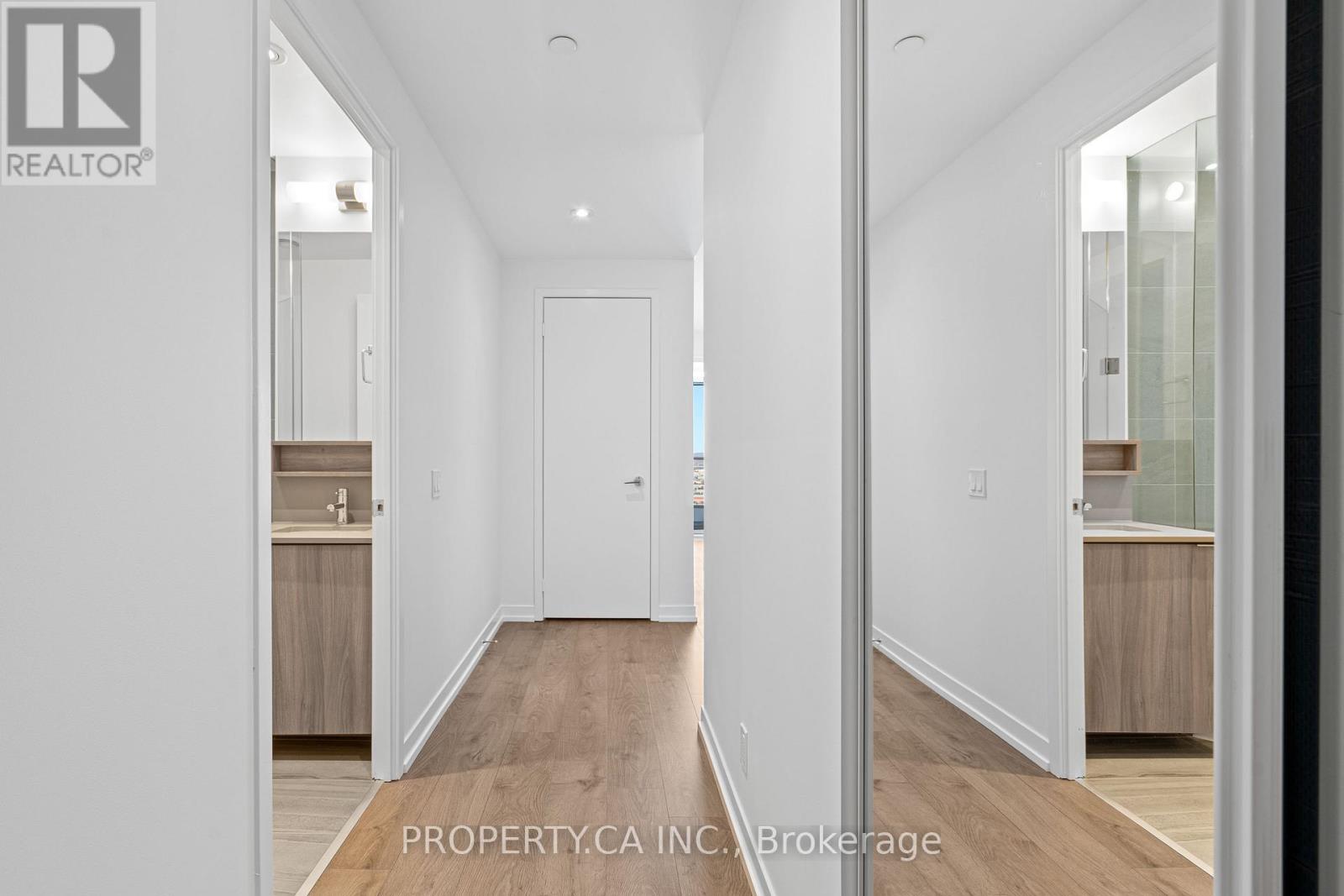 4915 - 950 Portage Parkway, Vaughan, Ontario  L4K 0J7 - Photo 3 - N13062254