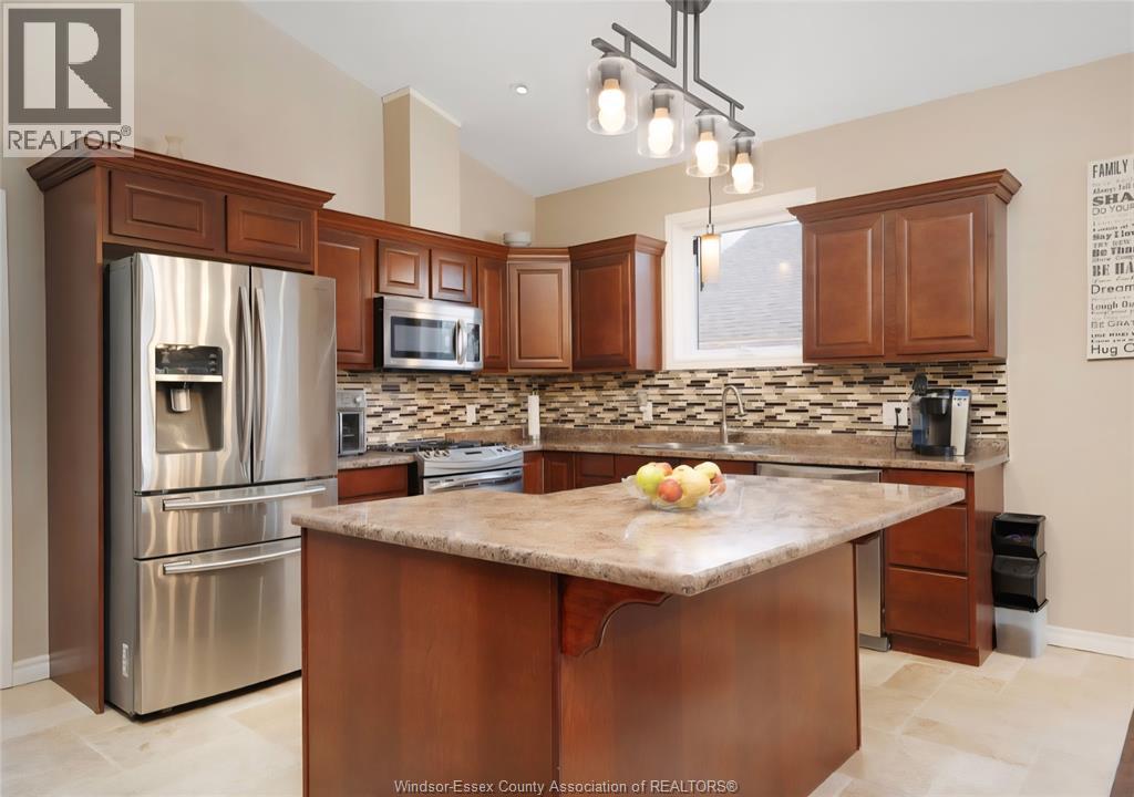 248 Notre Dame, Belle River, Ontario  N8L 1K8 - Photo 6 - 26009644