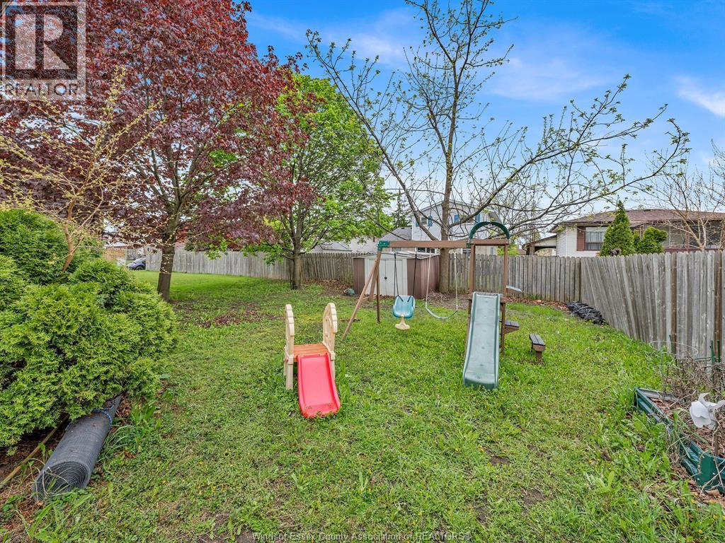1493 Azalia Crescent, Windsor, Ontario  N8W 5C5 - Photo 8 - 26009624