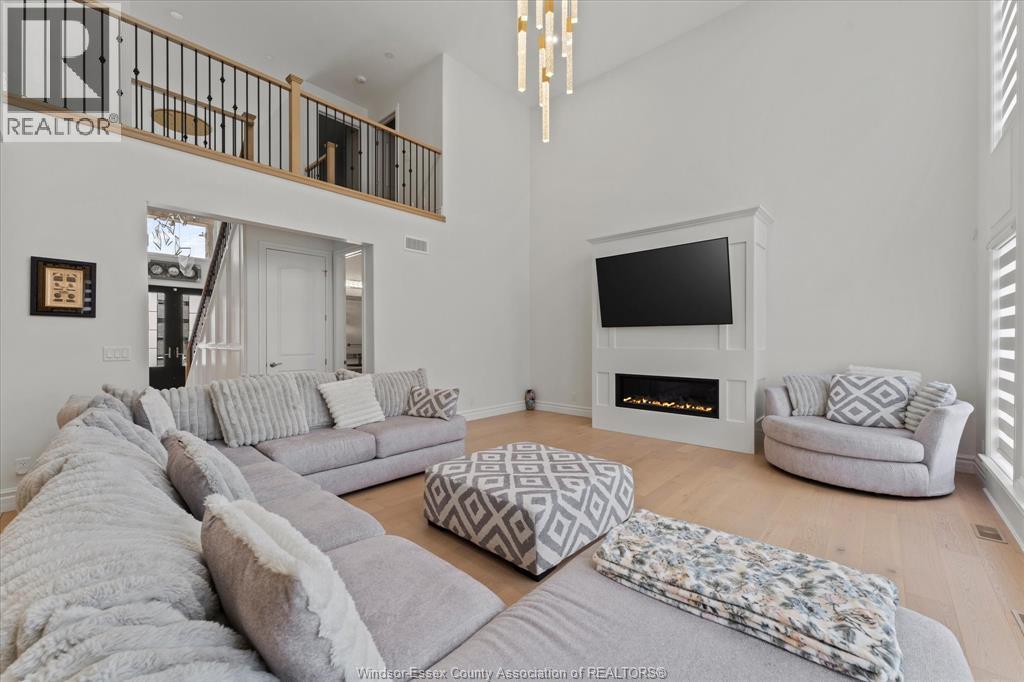 570 Orchard Crescent, Windsor, Ontario  N9E 0B2 - Photo 18 - 26009459