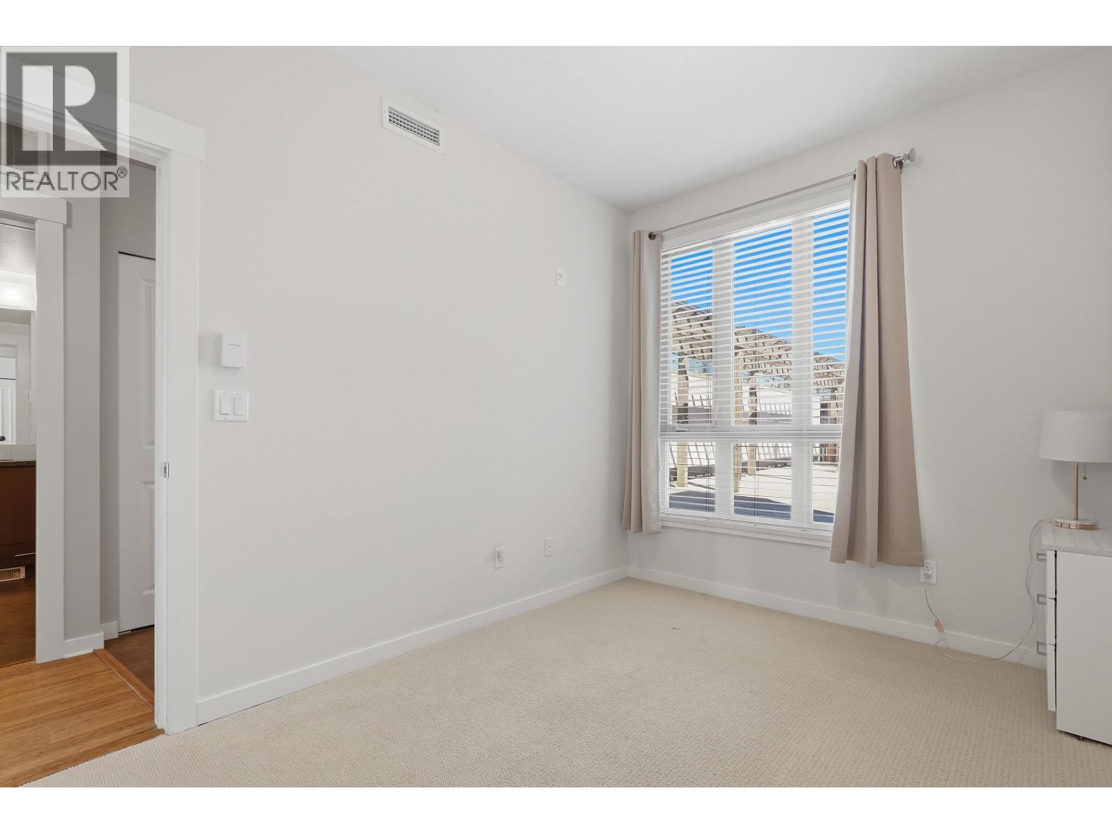 210 6077 London Road, Richmond, British Columbia  V7E 0A7 - Photo 19 - R3113452