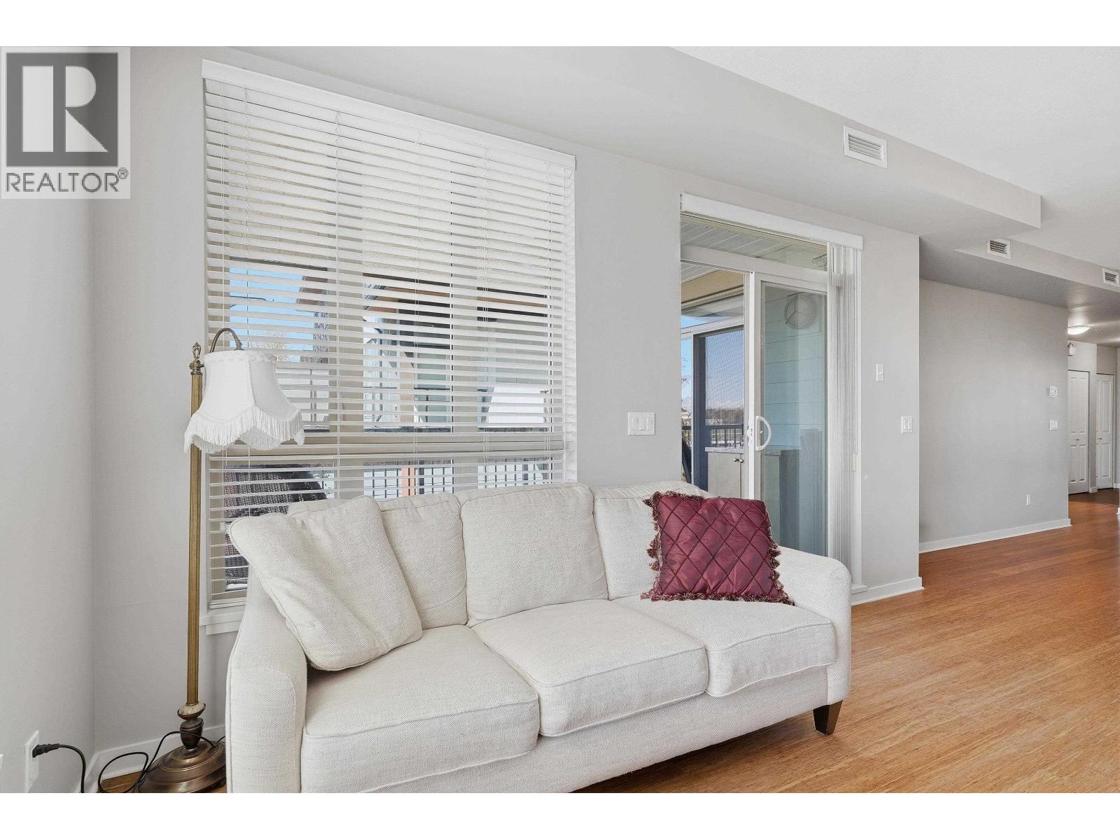 210 6077 London Road, Richmond, British Columbia  V7E 0A7 - Photo 11 - R3113452