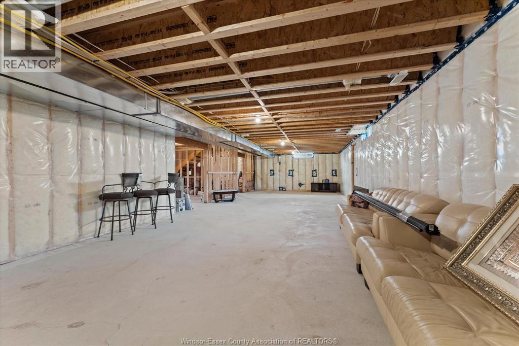 570 Orchard Crescent, Windsor, Ontario  N9E 0B2 - Photo 32 - 26009460