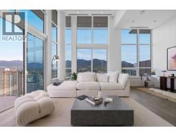 2403 125 E 14TH STREET, North Vancouver, British Columbia