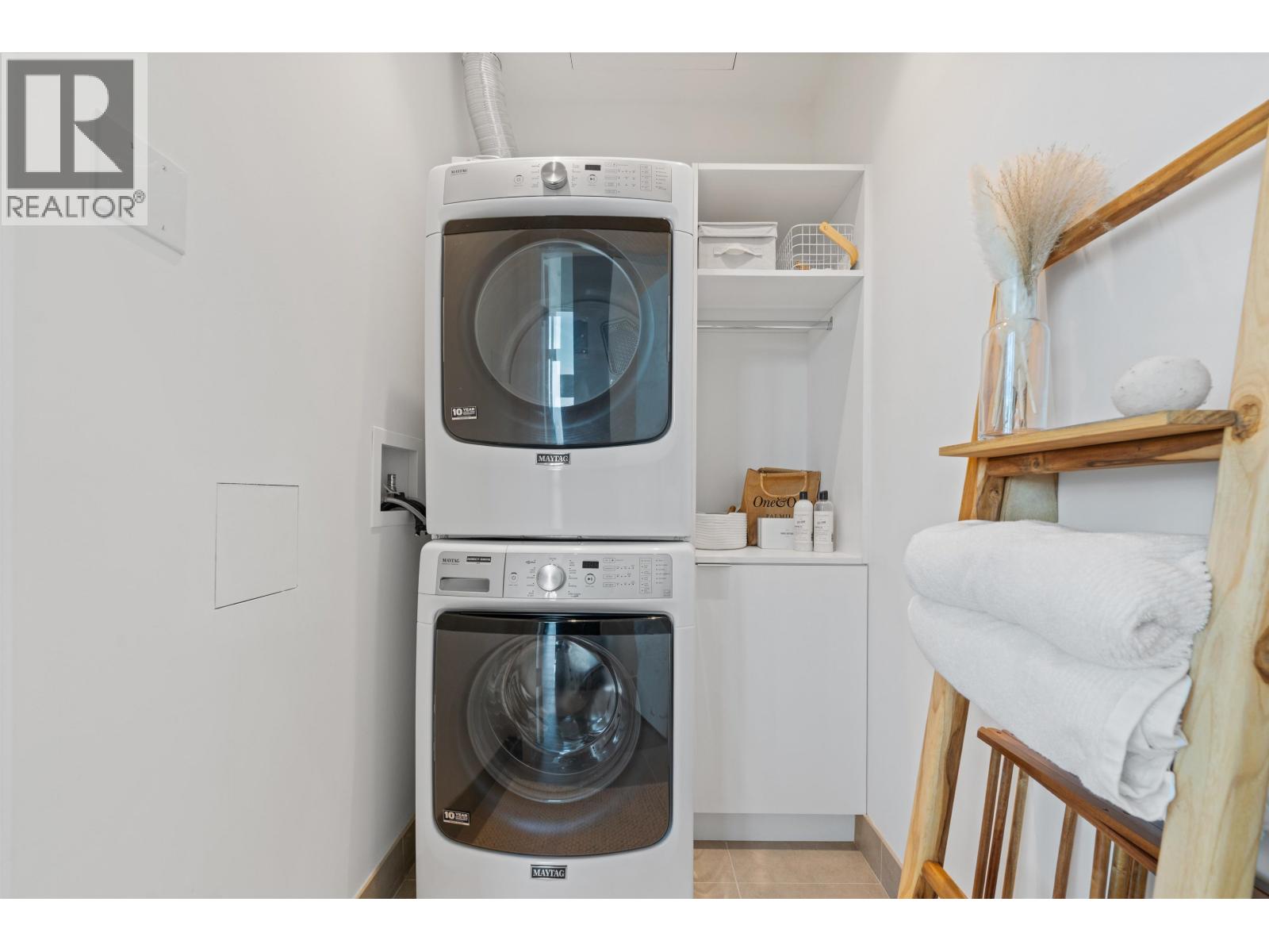 2403 125 E 14th Street, North Vancouver, British Columbia  V7L 0E6 - Photo 31 - R3116503