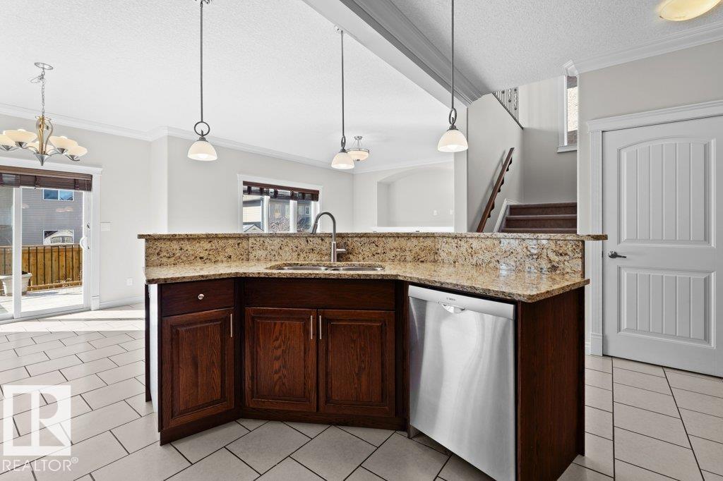 5871 166 Av Nw, Edmonton, Alberta  T5Y 0J2 - Photo 13 - E4484811