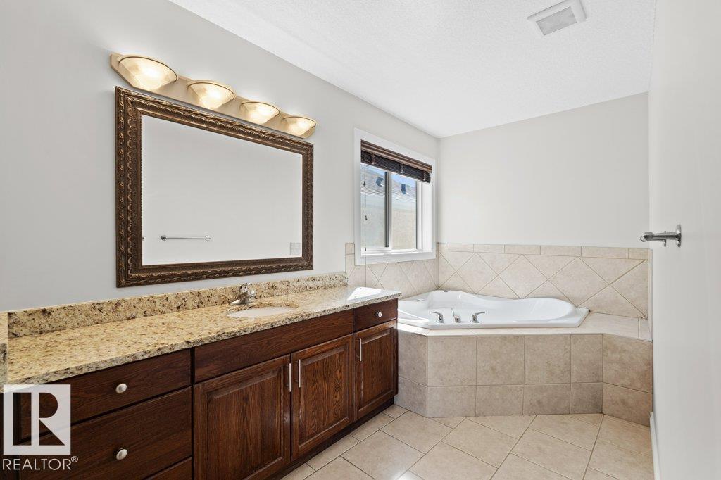 5871 166 Av Nw, Edmonton, Alberta  T5Y 0J2 - Photo 28 - E4484811