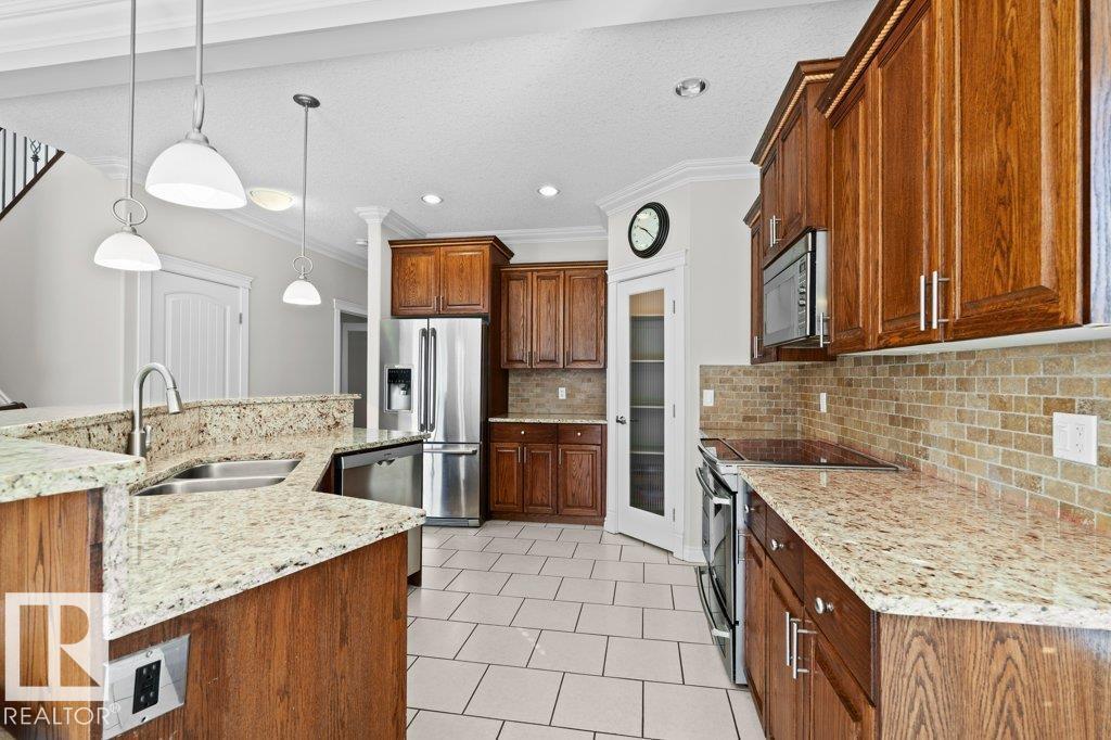 5871 166 Av Nw, Edmonton, Alberta  T5Y 0J2 - Photo 12 - E4484811