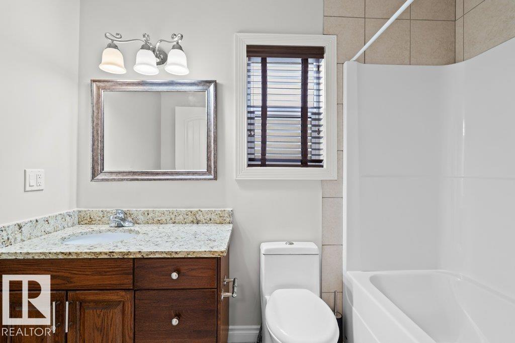 5871 166 Av Nw, Edmonton, Alberta  T5Y 0J2 - Photo 9 - E4484811