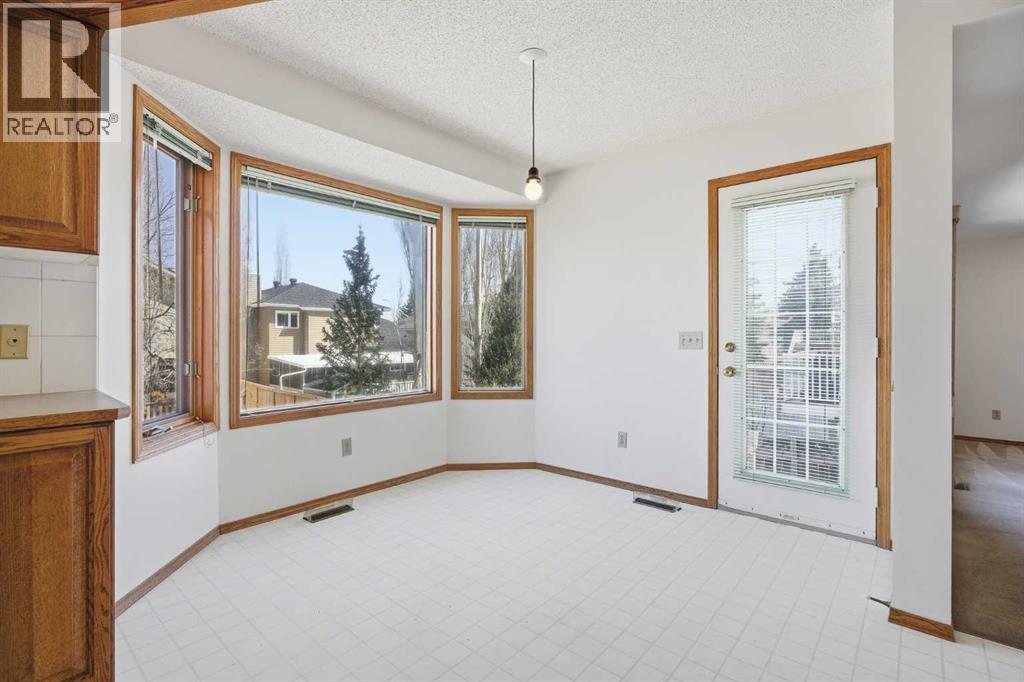 16 Macewan Ridge View Nw, Calgary, Alberta  T3K 3W2 - Photo 7 - A2305680