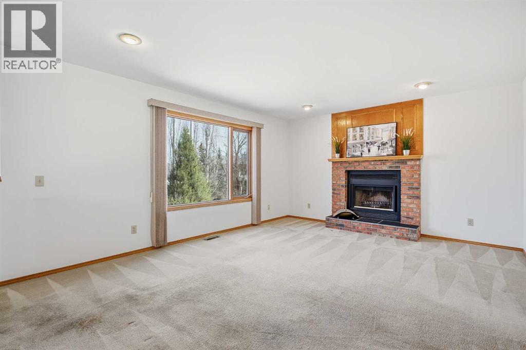 16 Macewan Ridge View Nw, Calgary, Alberta  T3K 3W2 - Photo 9 - A2305680