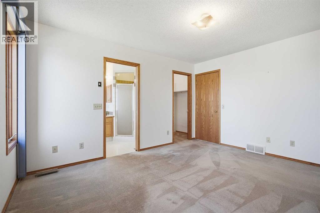 16 Macewan Ridge View Nw, Calgary, Alberta  T3K 3W2 - Photo 14 - A2305680