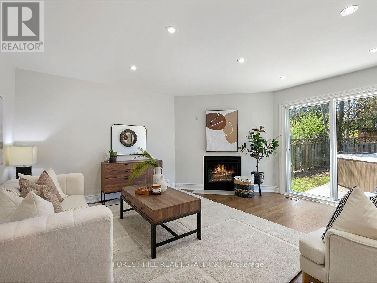 4076 Colonial Drive, Mississauga, Ontario  L5L 4K1 - Photo 8 - W13062202