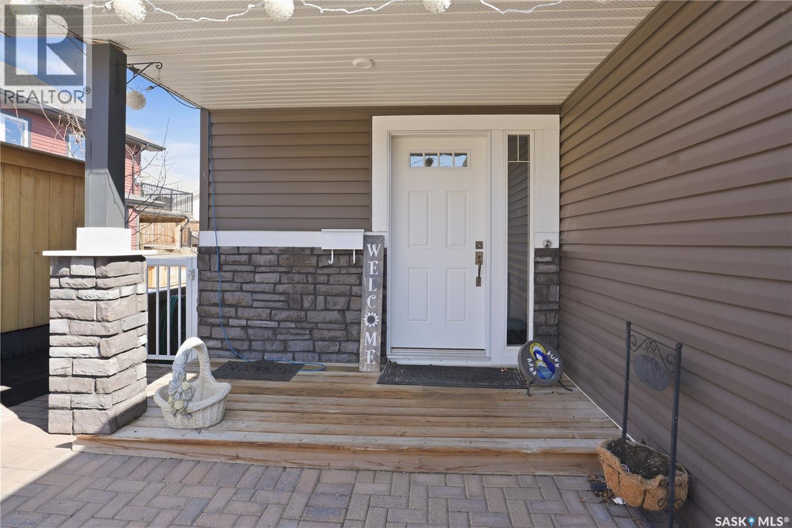 86 28th Street, Battleford, Saskatchewan  S0M 0E0 - Photo 5 - SK034429