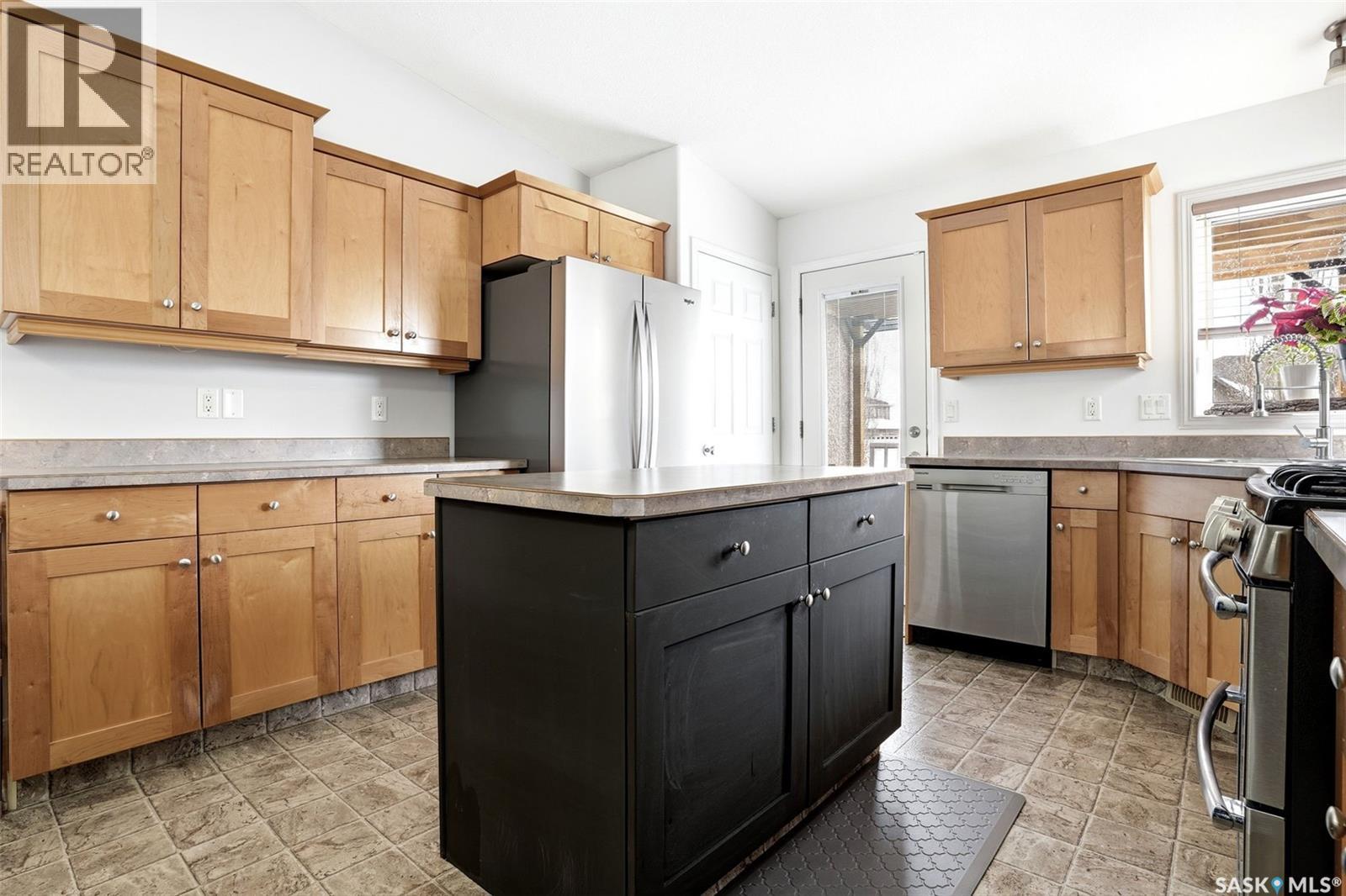 2839 Sunninghill Crescent, Regina, Saskatchewan  S4V 0N7 - Photo 10 - SK034358