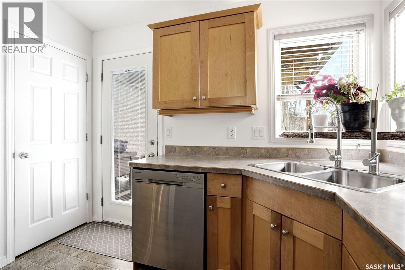 2839 Sunninghill Crescent, Regina, Saskatchewan  S4V 0N7 - Photo 14 - SK034358