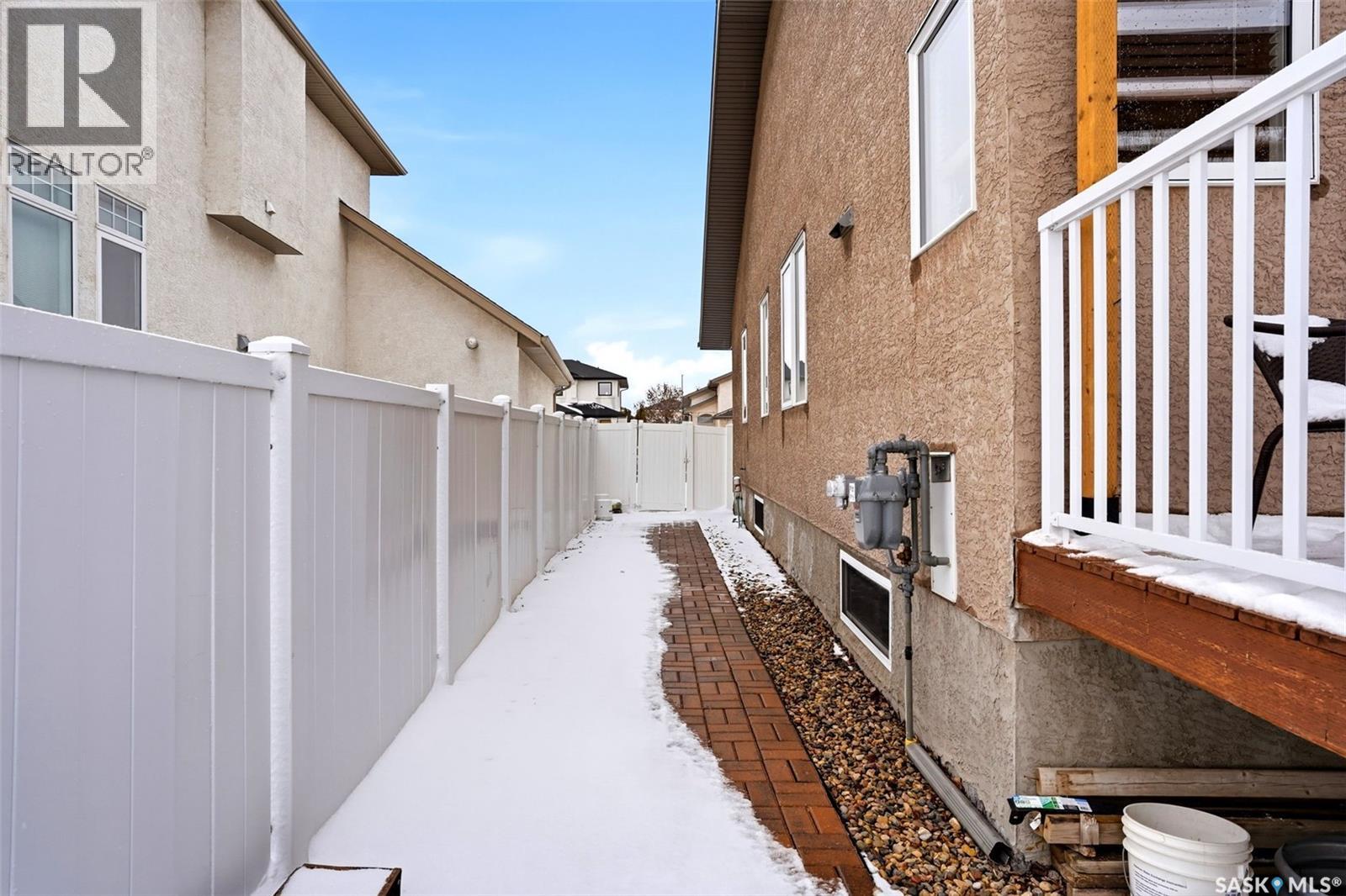 2839 Sunninghill Crescent, Regina, Saskatchewan  S4V 0N7 - Photo 44 - SK034358