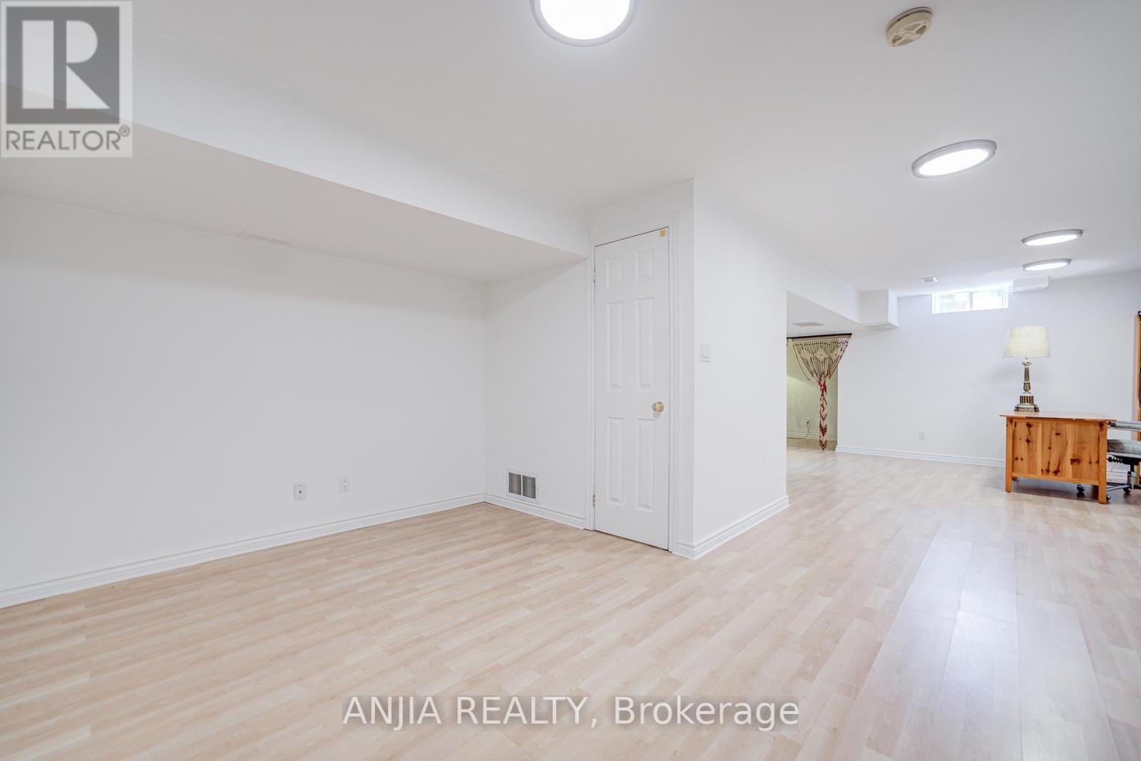 2033 Bur Oak Avenue, Markham, Ontario  L6E 1X3 - Photo 36 - N12984846