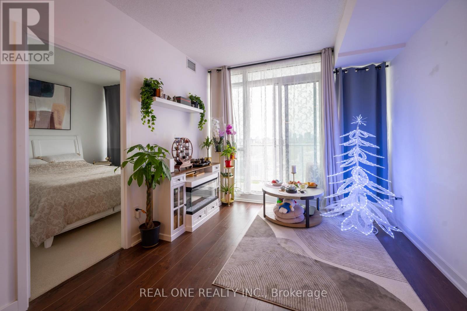 2802 - 121 Mcmahon Drive, Toronto, Ontario  M2K 0C1 - Photo 3 - C13047256