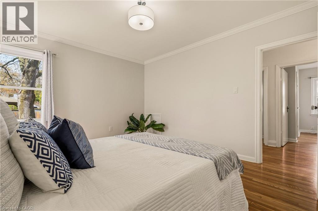 31 Cameron Avenue, Dundas, Ontario  L9H 1P6 - Photo 18 - 40825493