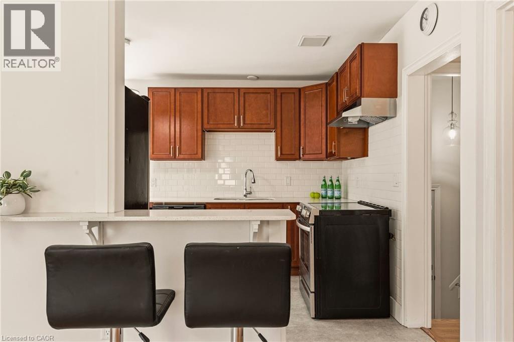 31 Cameron Avenue, Dundas, Ontario  L9H 1P6 - Photo 8 - 40825493