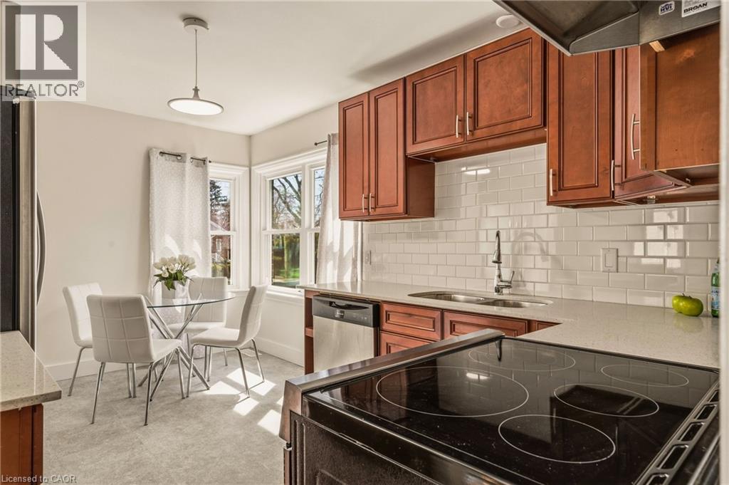 31 Cameron Avenue, Dundas, Ontario  L9H 1P6 - Photo 9 - 40825493