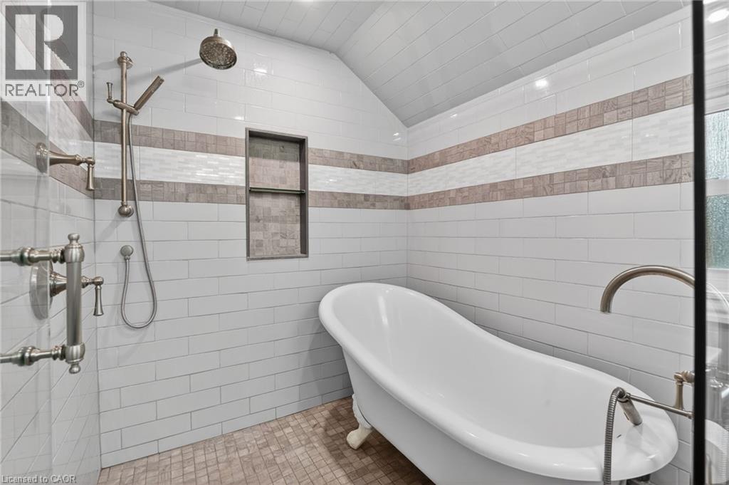 671 Harvest Road, Dundas, Ontario  L9H 5K3 - Photo 31 - 40823218