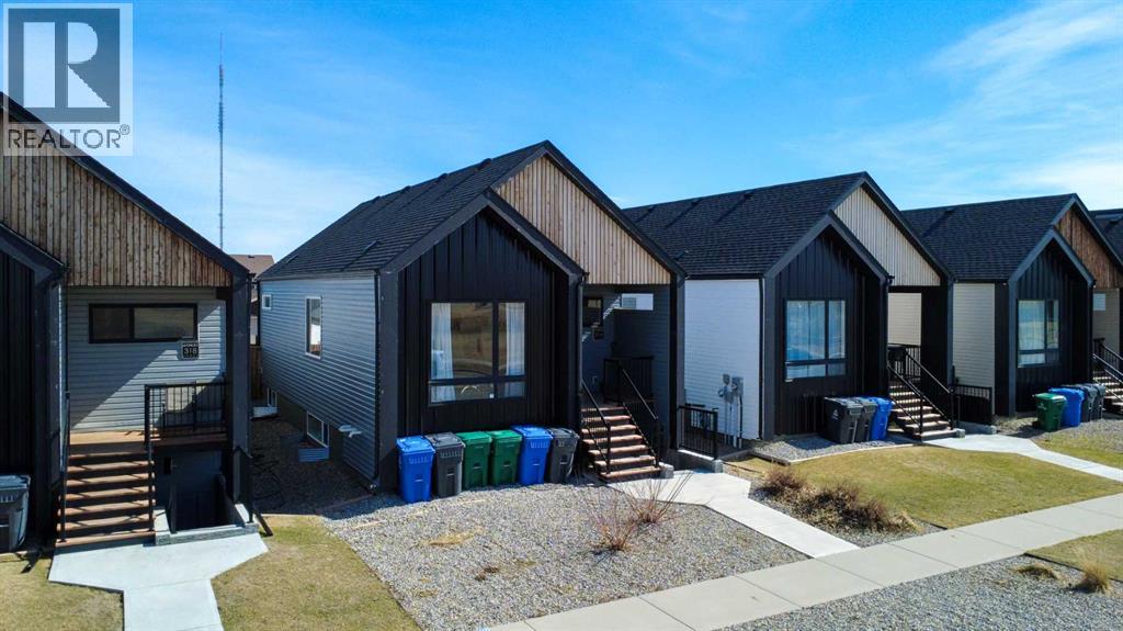 314 Uplands Boulevard N, Lethbridge, Alberta  T1H 6R5 - Photo 1 - A2295782