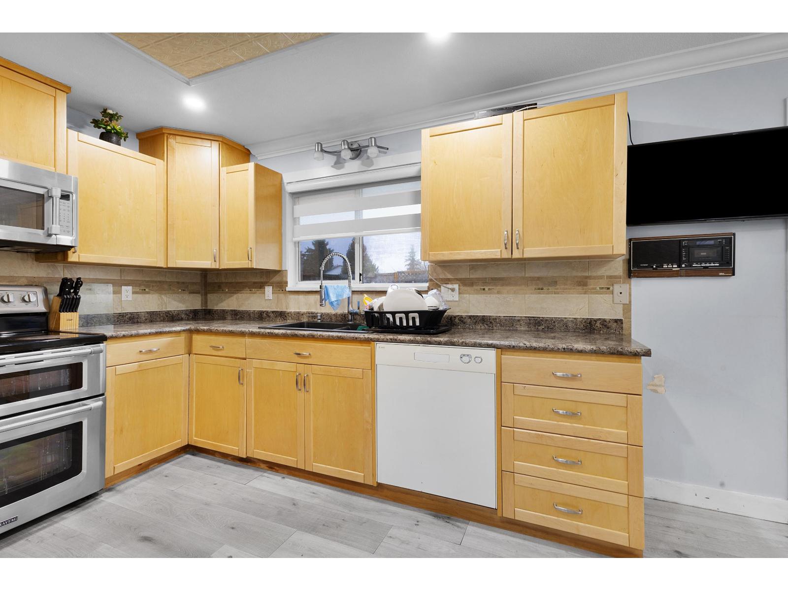 32066 Sorrento Avenue, Abbotsford, British Columbia  V2T 5B7 - Photo 19 - R3117612