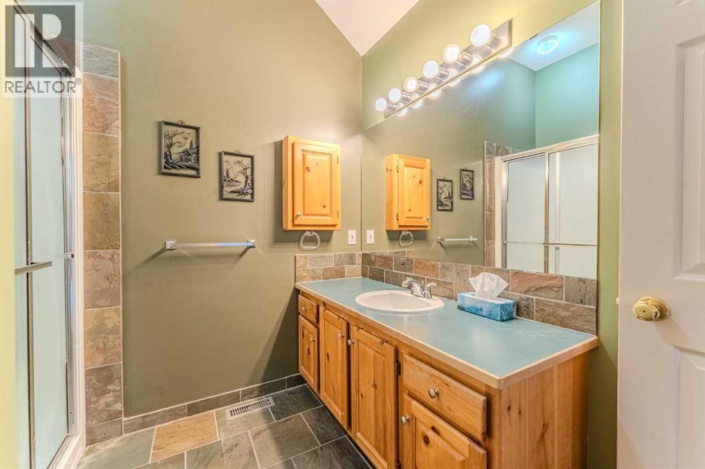 4, 1000 Cougar Creek Drive, Canmore, Alberta  T1W 1C7 - Photo 25 - A2298455