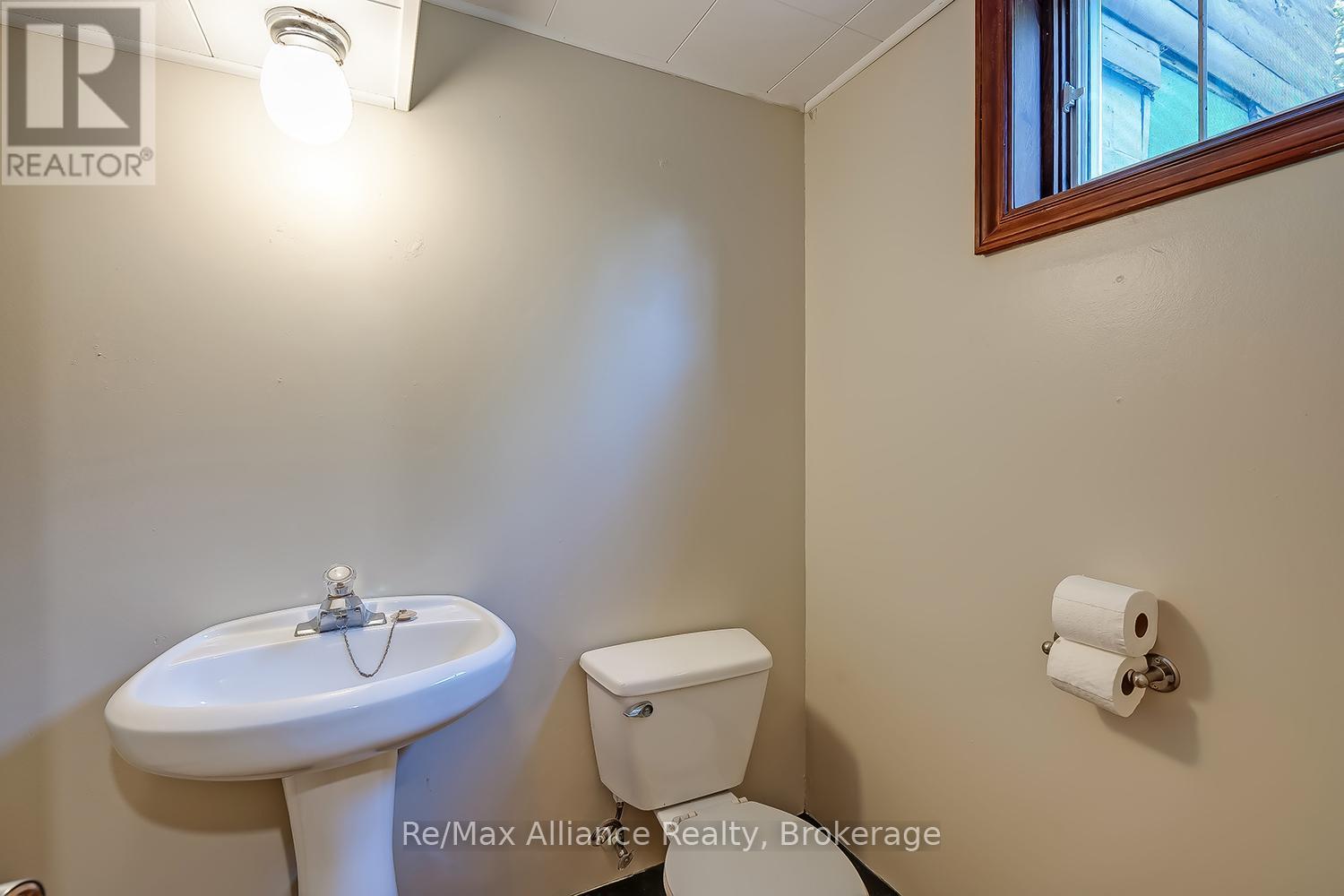 543 Pinegrove Road, Oakville, Ontario  L6K 2C2 - Photo 24 - W12853856