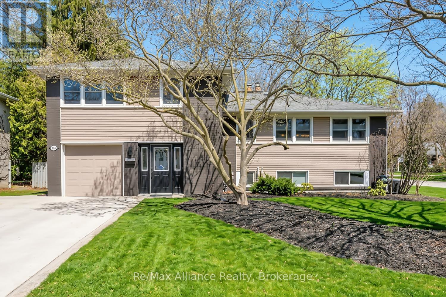 183 WESTMINSTER DRIVE, Oakville, Ontario