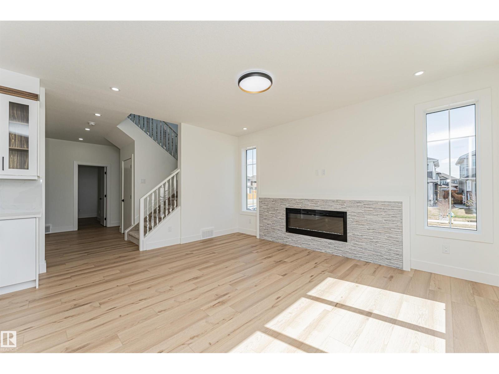 5802 Peltier Cl, Beaumont, Alberta  T4X 2Y1 - Photo 4 - E4483397